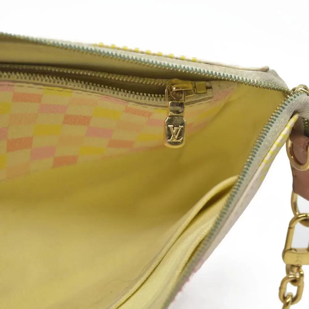 $1760 Louis Vuitton Damierlicious Pochette Accessoires - Picture 14 of 15